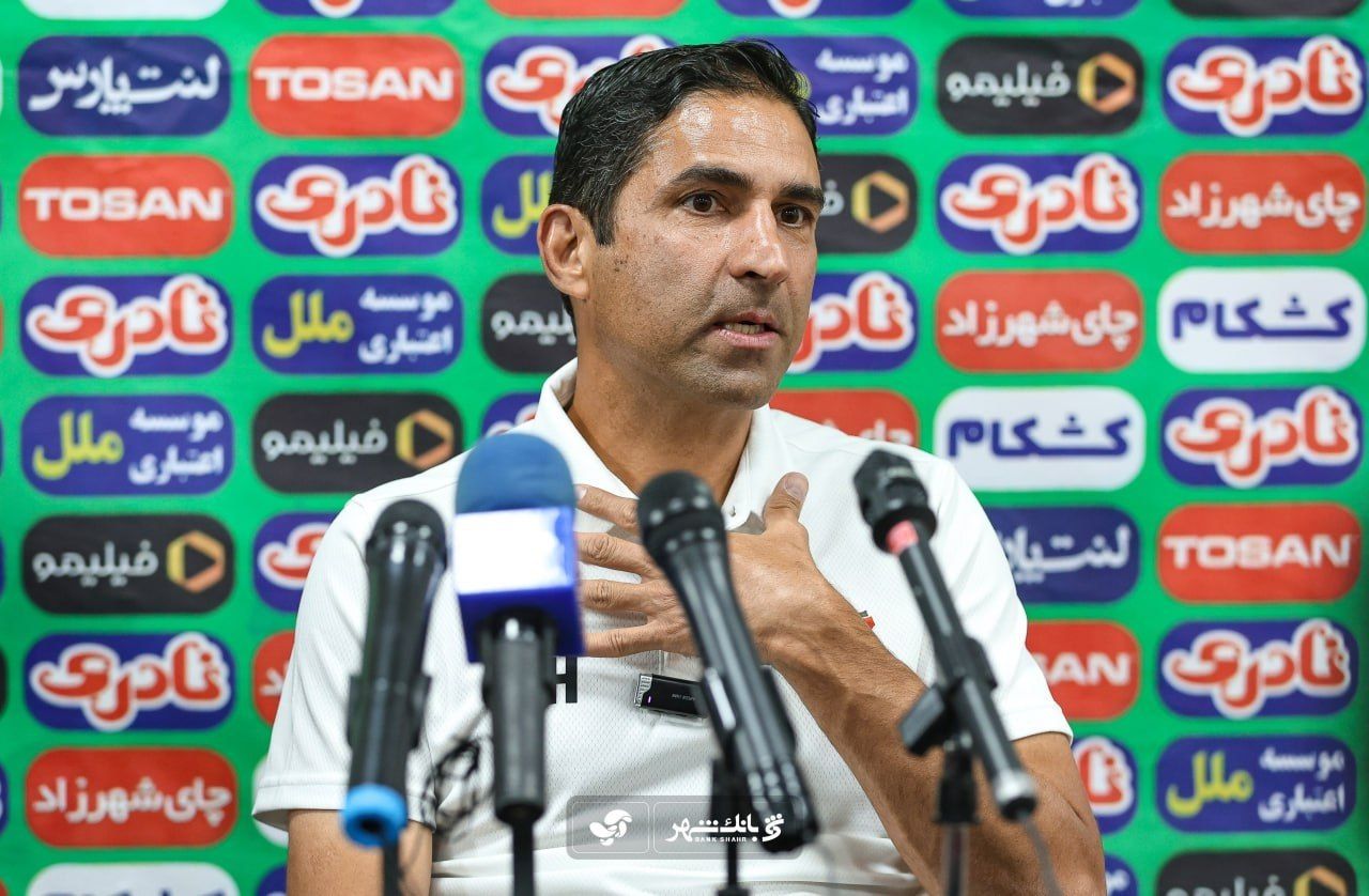 وحید هاشمیان: اولویتم پرسپولیس است، هیچ انگیزه مادی ندارم، متاسفانه اسیر حاشیه شدیم