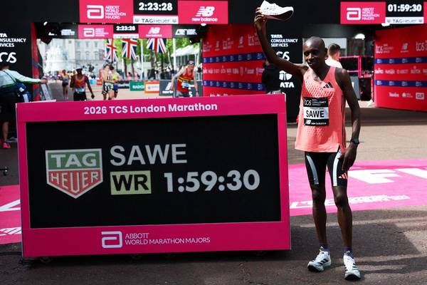 عبور از مرز ناممکن؛ تاریخسازی در ماراتن لندن با چاشنی نان و عسل