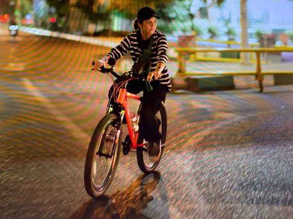 القضاء الإيراني يحكم بالسجن والغرامة المالية ضد سينمائيين بتهمة "الدعاية ضد النظام"