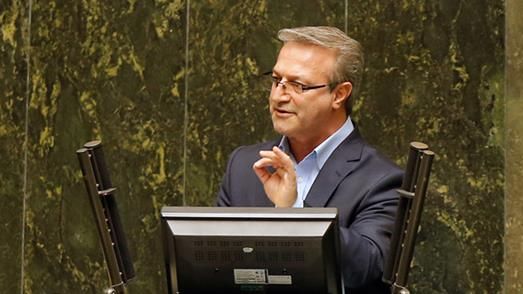 محسن بندپی، عضو کمیسیون بهداشت:دارو گران شده و تورم را میشود با گوشت و پوست لمس کرد