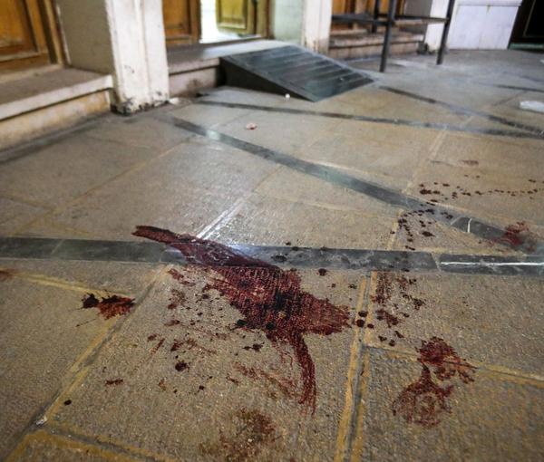 الحرس الثوري الإيراني يتهم إسرائيل بـ"الارتباط" بمنفذ الهجوم على "مزار شاهجراغ"