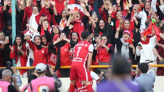 روزنامه هممیهن:فیفا حضور زنان در ورزشگاههای تهران و اصفهان را میخواهد نه سیرجان و اهواز