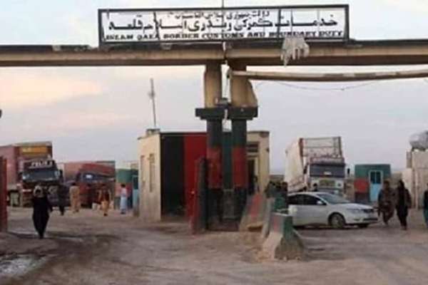Iran Hands Over Scores Of Afghan Prisoners To Taliban