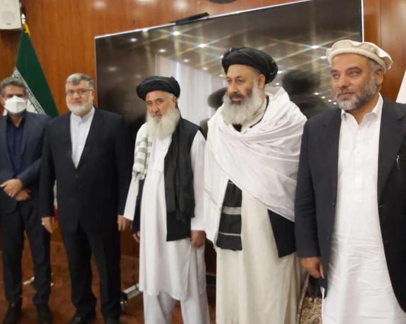 انتشار تصاویری از دیدار استاندار خراسان رضوی با مقامهای طالبان