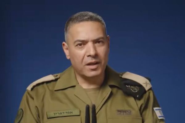 سخنگوی ارتش اسرائیل: نمیتوان ۲۵۰۰ سال تاریخ باشکوه را با ۴۷ سال تاریکی پاک کرد