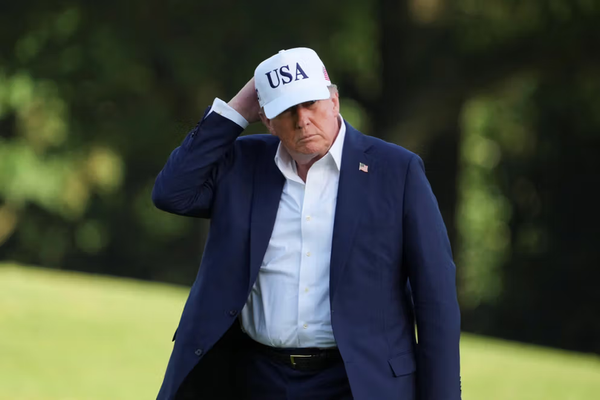 الخارجية الأمريكية: ترامب يريد أن تعود إيران إلى صف الدول الطبيعية في العالم