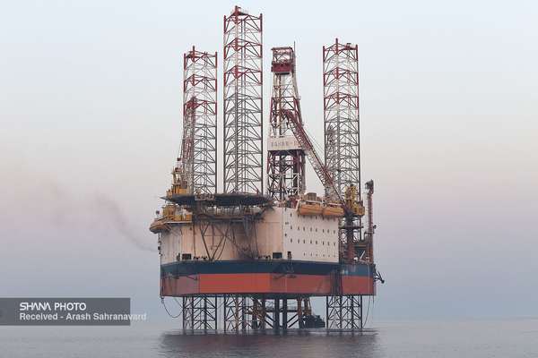 Iran faces 26% oil revenue deficit despite surging exports