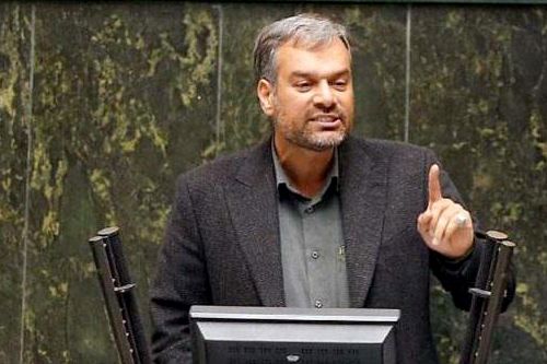 نماینده مجلس: مشروط کردن ورود خودرو به صادرات آشغال مونتاژکاران داخلی جوک است