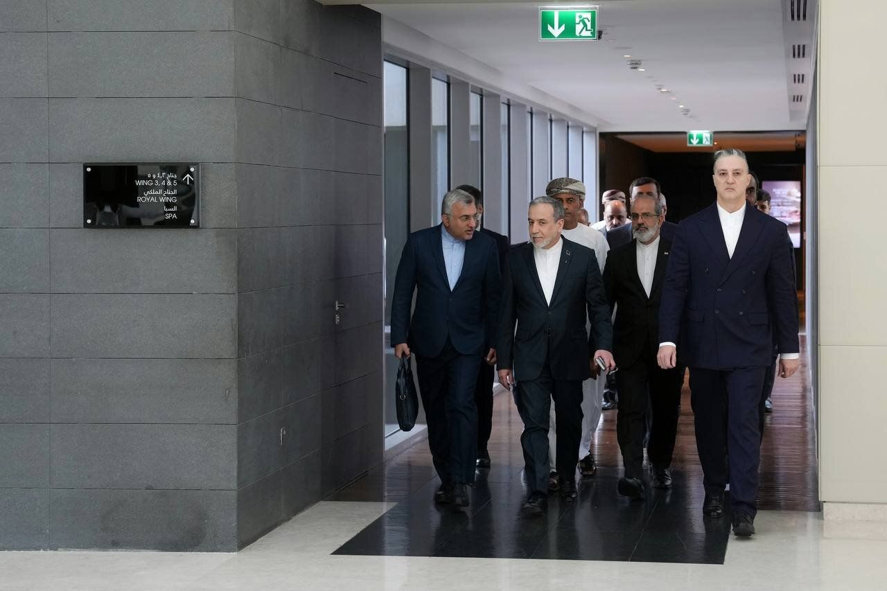 Iran negotiators have no authority to discuss missiles, Khamenei advisor says