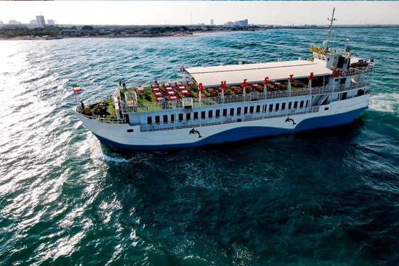 دادستان قشم: یک کشتی تقریحی به دلیل هنجارشکنی سرنشینان توقیف شد