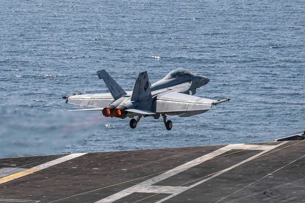 رویترز: جنگندههای اسرائیلی در مسیر رفت ایران و در بازگشت لبنان را هدف گرفتند