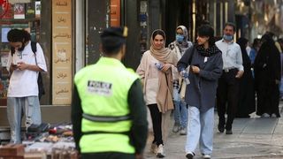 USCIRF Urges More Sanctions Over Iran's Hijab Enforcement