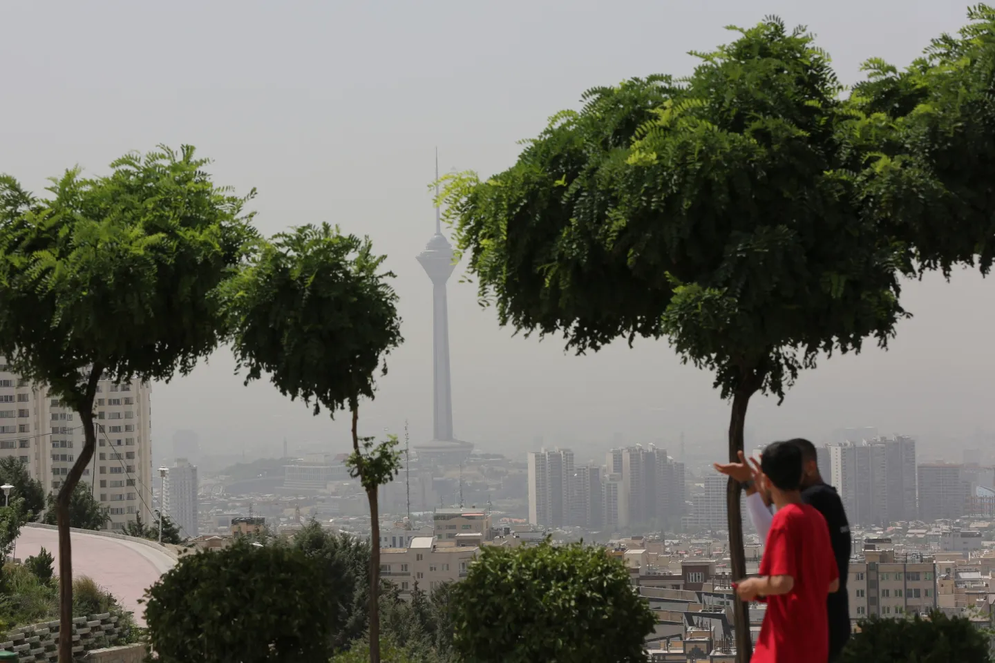 آلودگی هوا مدارس چندین استان کشور را به تعطیلی کشاند