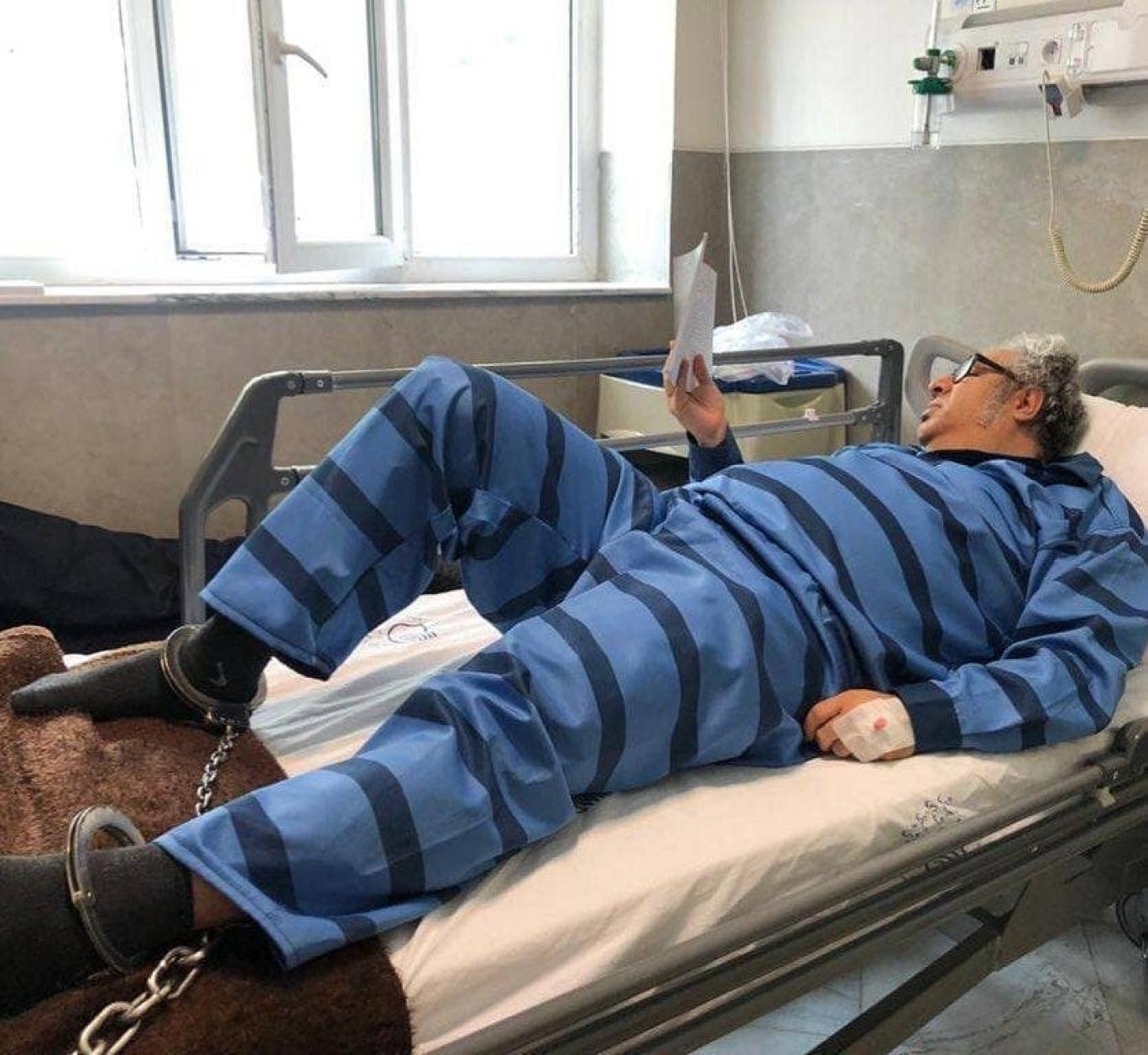 Censorship Major Tool Of Suppression, Iranian Writers Say 