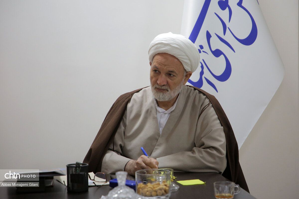 روانبخش، نماینده قم: ترامپ فکر می‌کند ایران هنوز در دوران پهلوی‌هاست