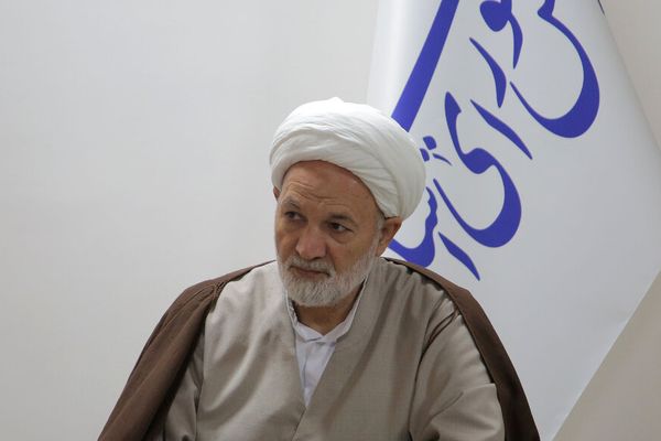 روانبخش، نماینده قم: عبور از تنگه هرمز بدون پذیرش حاکمیت جمهوری اسلامی غیرممکن است