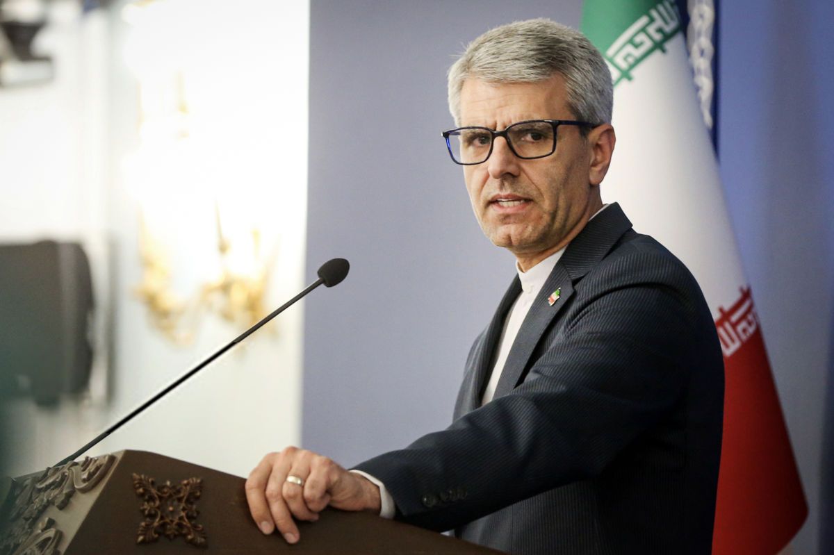 Iran says committed to US nuclear talks but expansion of issues unacceptable