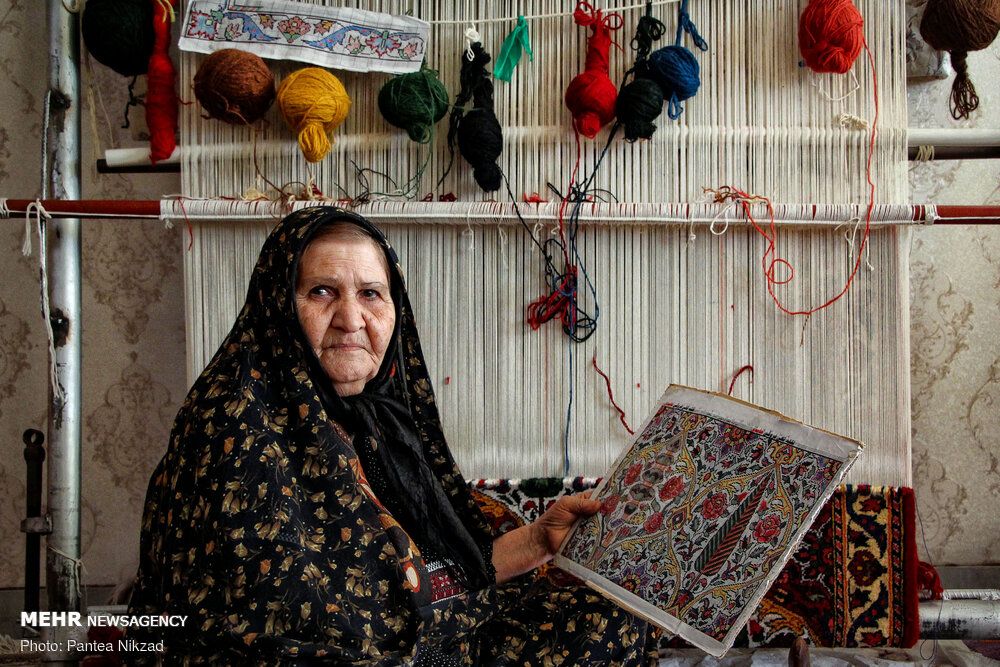 فروپاشی صنعت فرش دستباف ایران زیر فشار تحریم‌ها و سیاست‌های ارزی جمهوری اسلامی