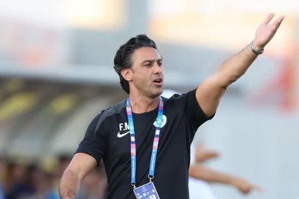 فرهاد مجیدی: مدیران دیندزد جشنها را جمع کردند و مملکت را غارت کردند، تسلیت به مردم ایران