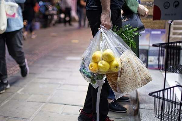 High Inflation Leading To Malnutrition In Iran: Daily