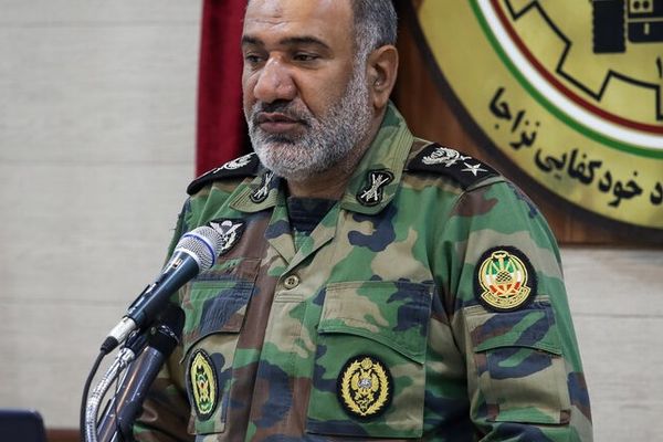 نائب قائد القوات البرية بالجيش الإيراني: شكلنا مجتمعات إلكترونية على مستوى العائلة