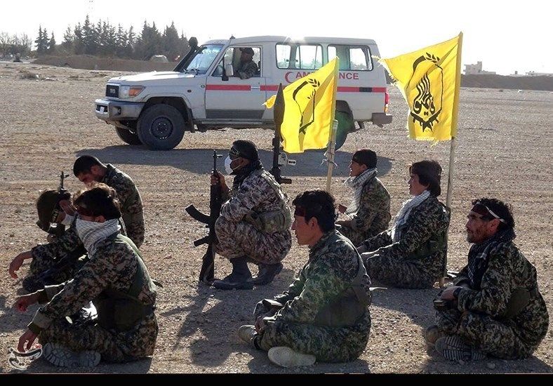 سایت حال‌وش از استخدام اعضای شبه‌نظامی فاطمیون در شرکت وابسته به سپاه در چابهار خبر داد