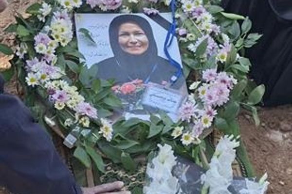 مونا حسینی، کارشناس رادیولوژی، در ملکشهر اصفهان کشته شد