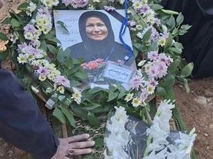مونا حسینی، کارشناس رادیولوژی، در ملکشهر اصفهان کشته شد
