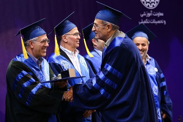 Iran loses 1,500 top university professors in five years