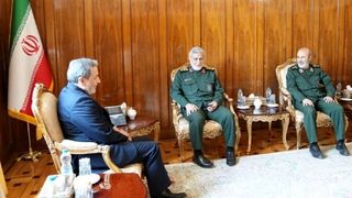 عراقچی صدای نظام نیست؛ ترامپ به اقدامات خامنهای و سپاه پاسداران نگاه میکند