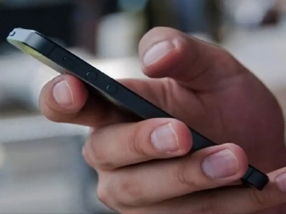 شبکه کان: اسرائیلیها پیامک دروغین برای رفتن به پناهگاه دریافت کردند