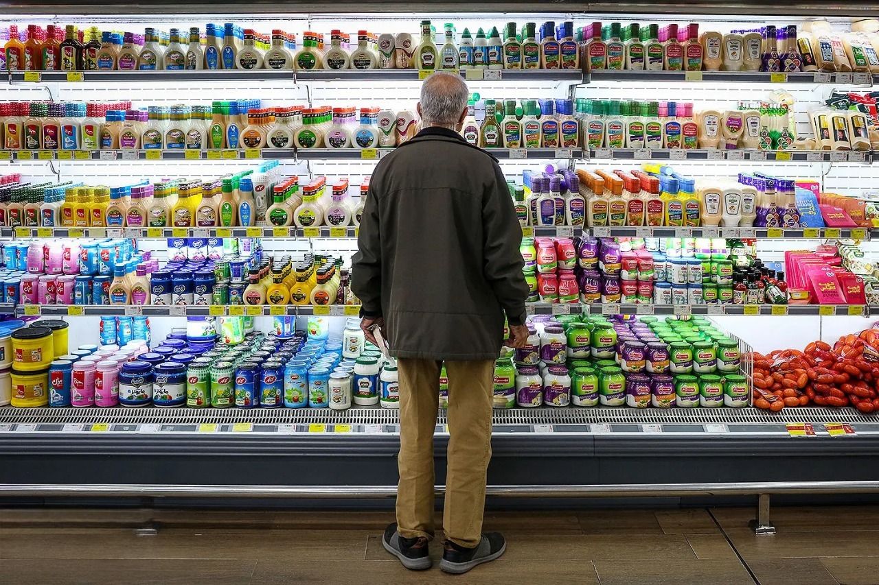 واکنش شهروندان به حذف اقلام غذایی زیر فشار تورم: برای زنده ماندن می‌جنگیم