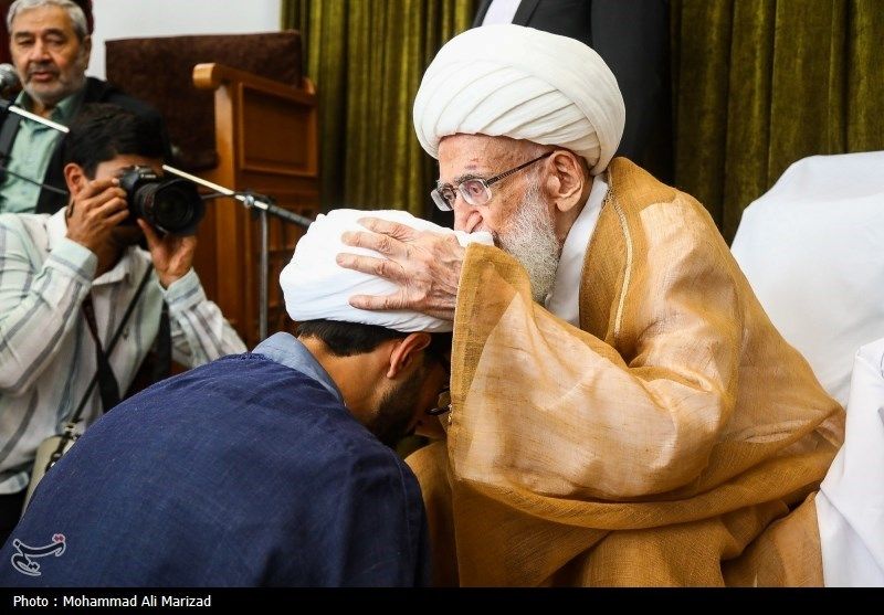 مقام حوزه علمیه: طلابی را استعداد کمتر از متوسط را دیده‌ام که با تلاش از فضلای خوب شدند