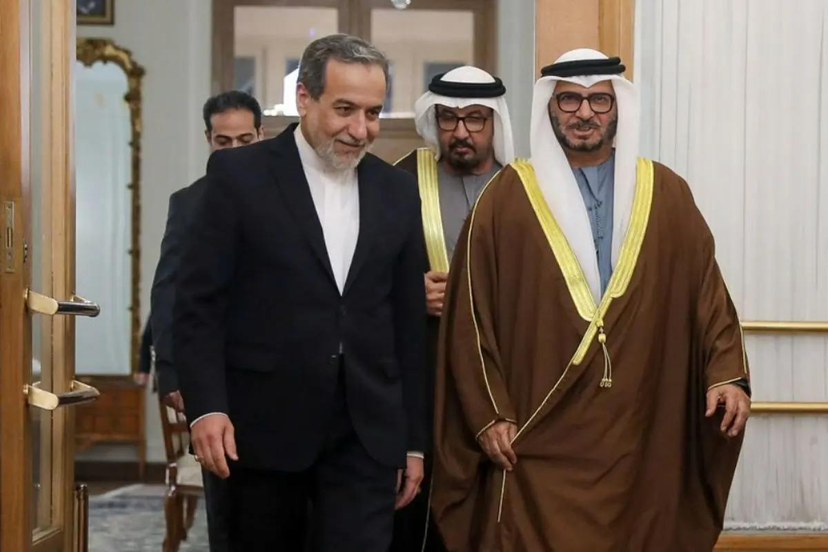 انور قرقاش، مقام اماراتی: کشورهای عربی باید بر نقاط مشترک با ایران تمرکز کنند