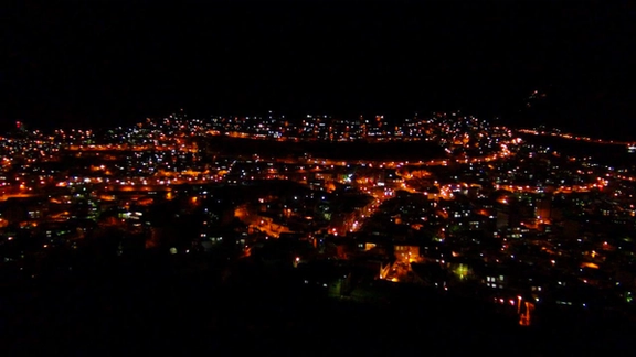 شنیده شدن صدای انفجارهای مهیب در چند شهر غربی ایران