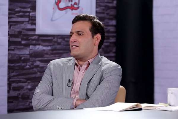 Prominent Political Activist Arrested At His Home In Tehran