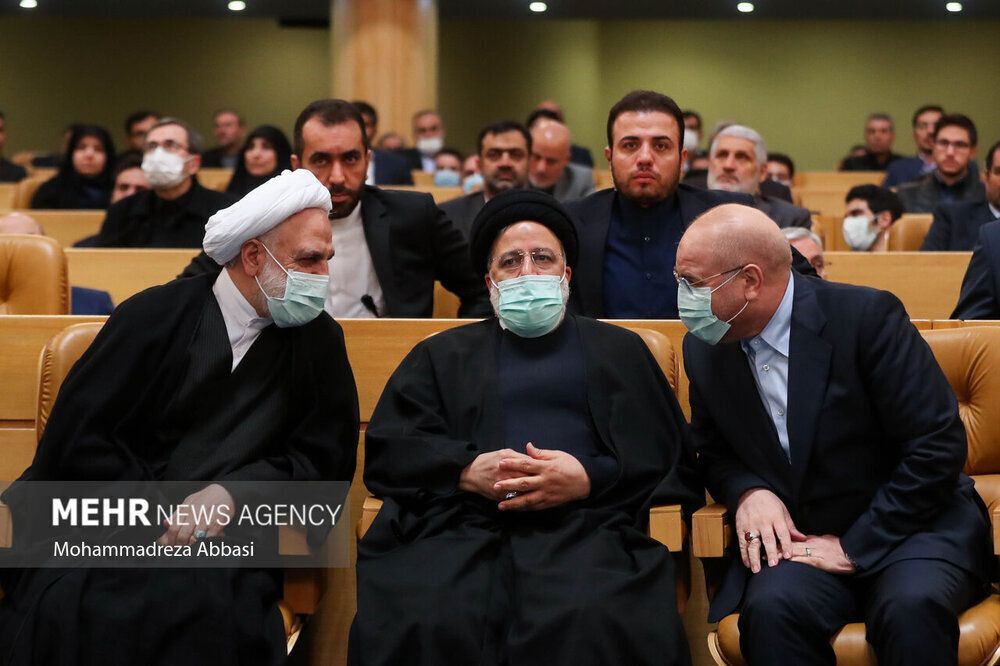 Former Senior Intelligence Man Says Iran President Should Go