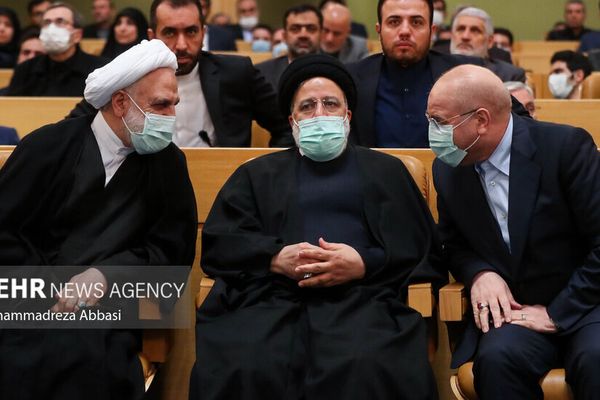 Former Senior Intelligence Man Says Iran President Should Go