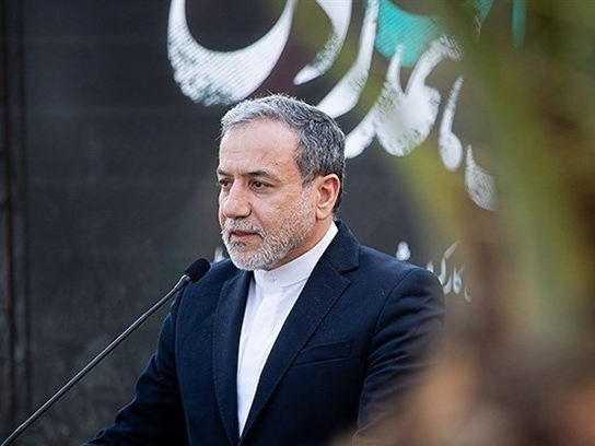 وزير الخارجية الإيراني: لم نتلقَ أي رسائل من ترامب وهناك "انعدام ثقة" مع واشنطن