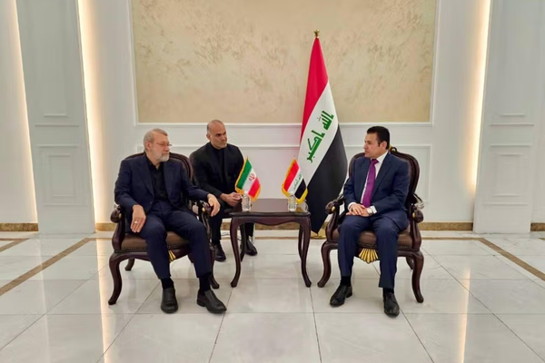 وسط معارضة واشنطن.. لاريجاني يكشف تفاصيل الاتفاق الأمني الأخير بين العراق وإيران