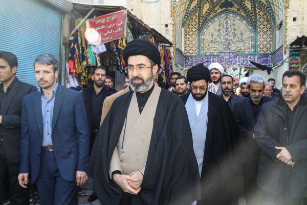 آمریکا نقش احتمالی بانکهای این کشور را در امپراتوری مالی مجتبی خامنهای بررسی میکند