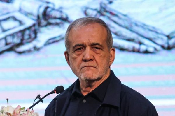 مسعود پزشکیان: هیچ تصمیمی بدون اذن رهبری اتخاذ نخواهد شد