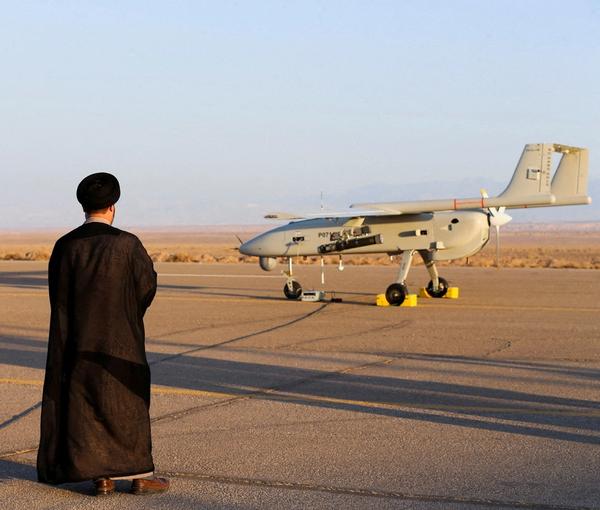 "فايننشال تايمز": في مفاوضاتهما الأخيرة أميركا ضغطت على إيران لوقف بيع المسيرات لروسيا 