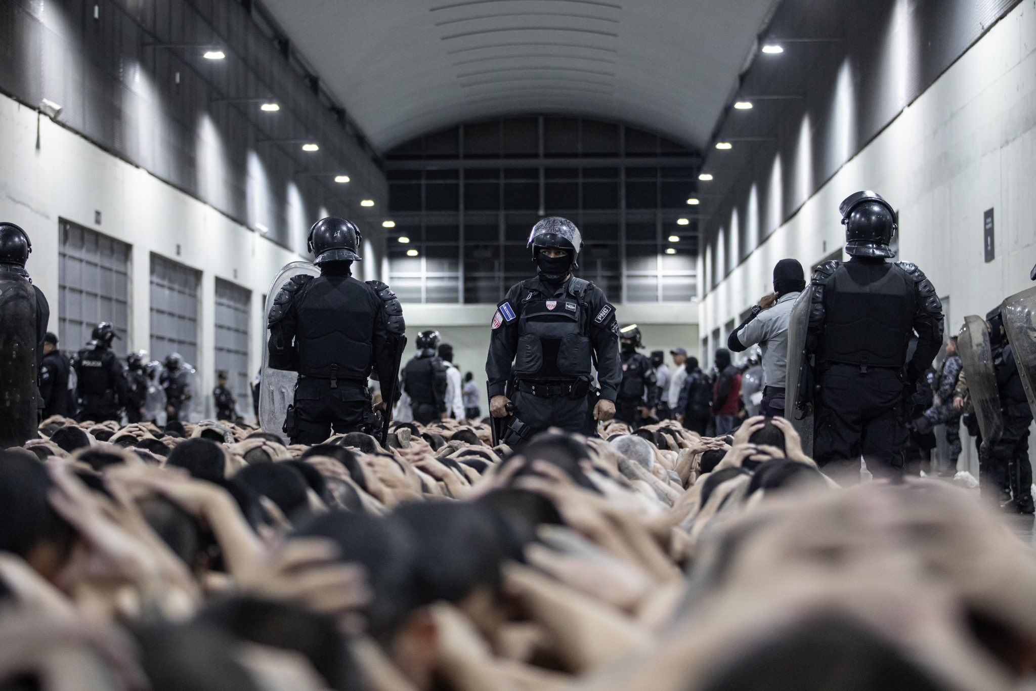 قاضی فدرال دستور ترامپ برای اخراج مهاجران ونزوئلایی با قانون قرن هجدهمی را متوقف کرد