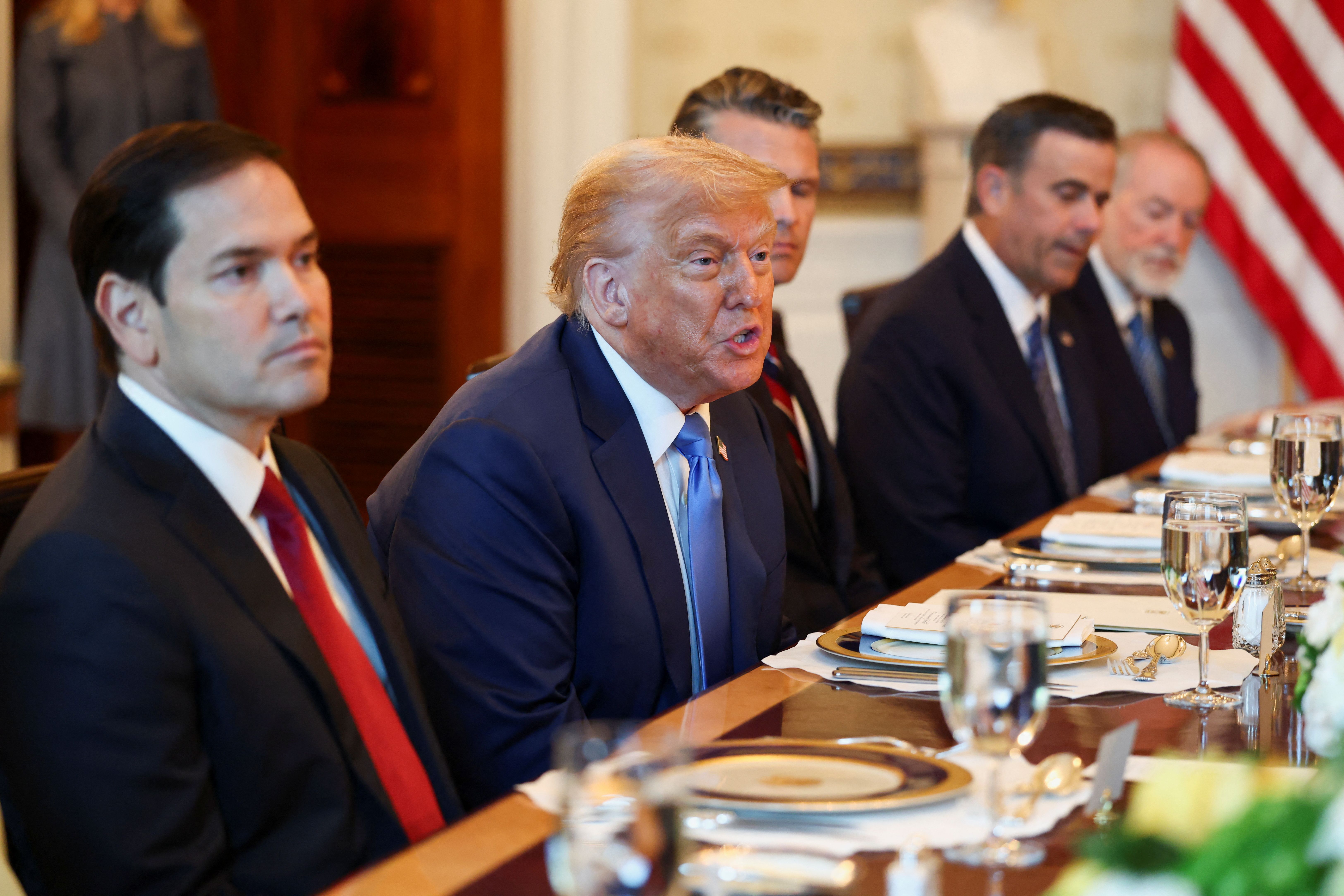 ترامپ: حکومت ایران دیگر نباید مرگ بر آمریکا و اسرائیل بگوید