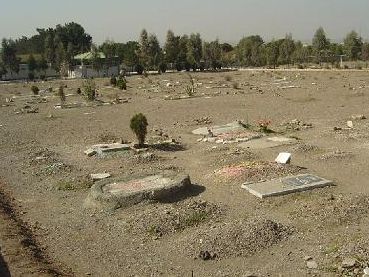 نماینده جامعه بهاییان به اجبار جمهوری اسلامی برای دفن درگذشتگان بهایی درخاوران اعتراض کرد