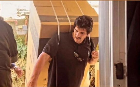 رسول خادم به کمک مردم سیلزده آستارا رفت