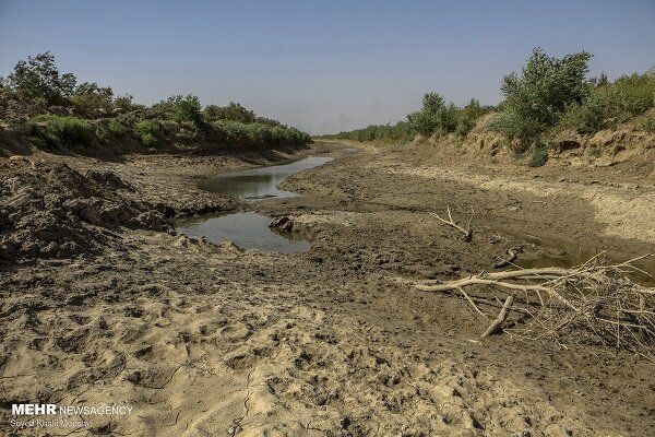 Southwestern Iran Scorched As Temperature Hits Over 52°C 