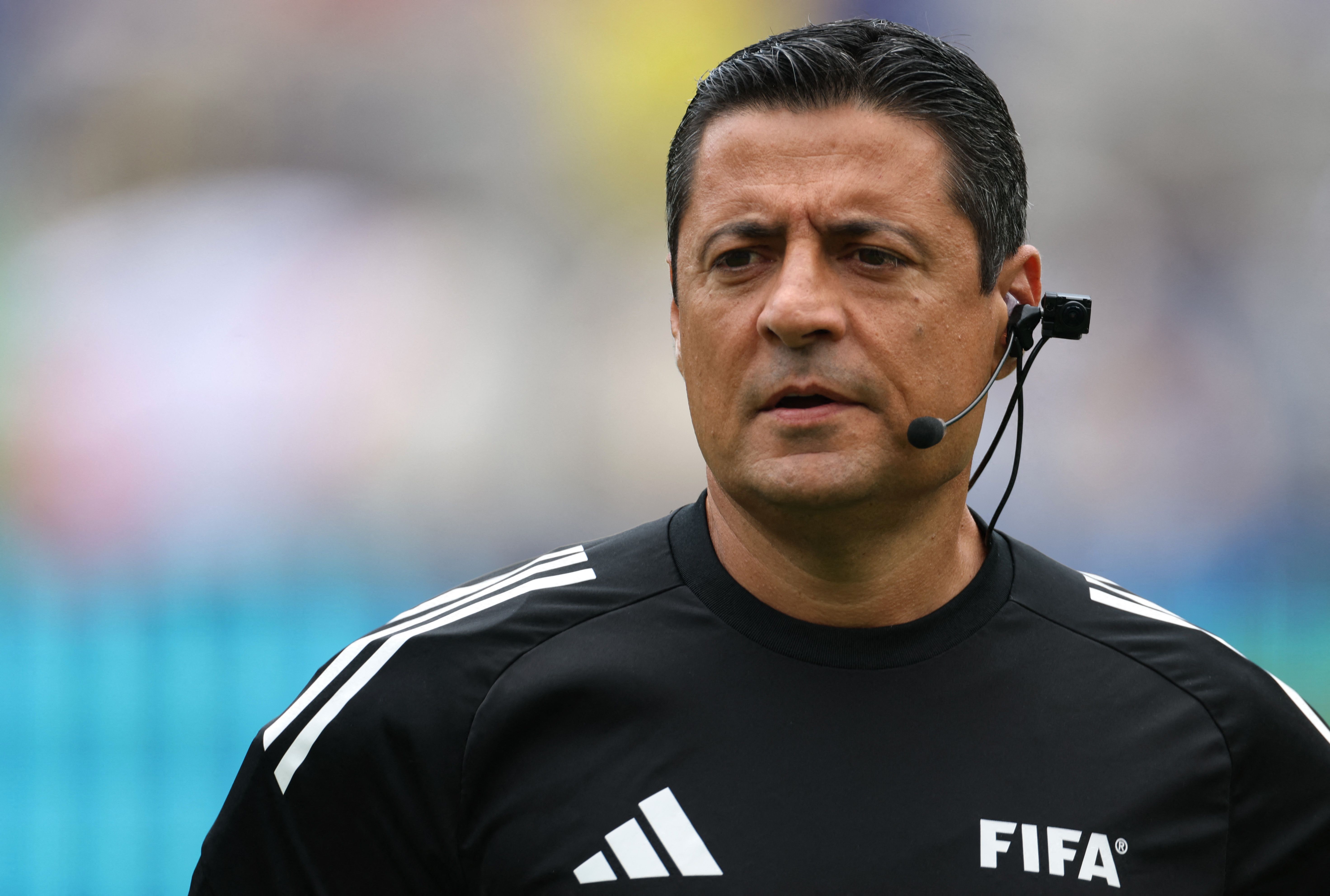 علیرضا فغانی درباره اعتراضات: لازم نیست بگویم چقدر اوضاع خراب است، همه می‌دانند