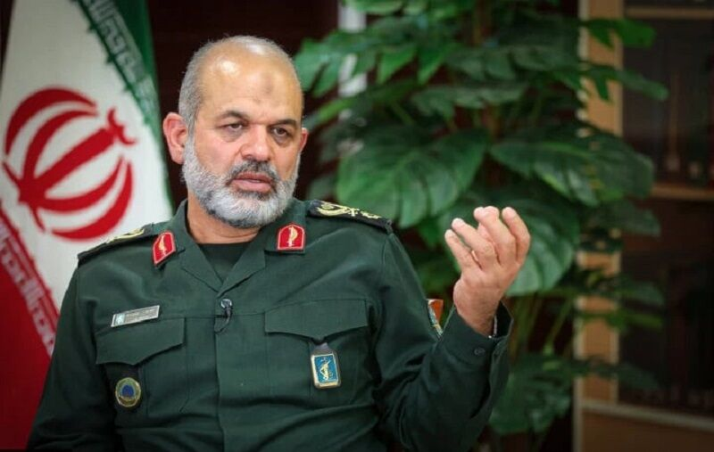 وحیدی خطاب به نیروهای نظامی: ثابت کردید که می‌توان اسلام را بر جهان حاکم کرد